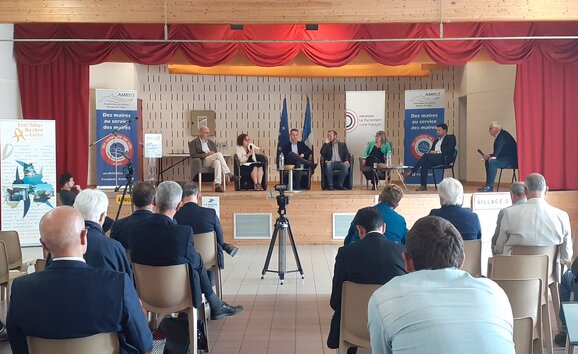 AURA Hlm participe à la session territoriale du Parlement Rural Français Revitalisation des centres-bourgs : un défi majeur pour la cohésion territoriale